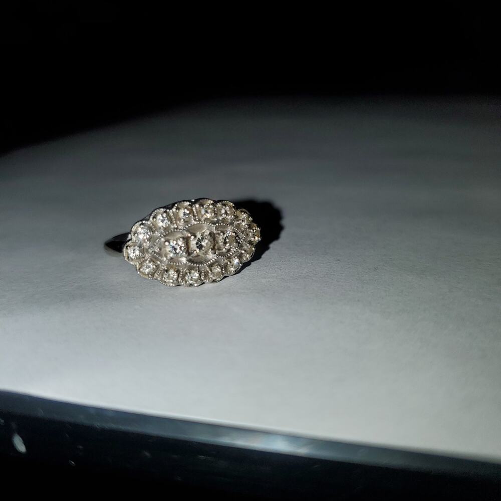 Dimond Ring Ladys